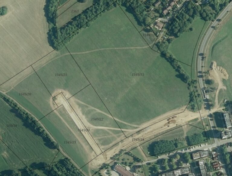 Komló – Határ út ipari terület